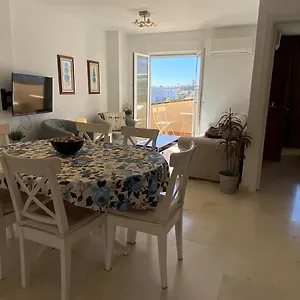 3 Bedroom Penthouse Close By Parque De La Paloma Apartment